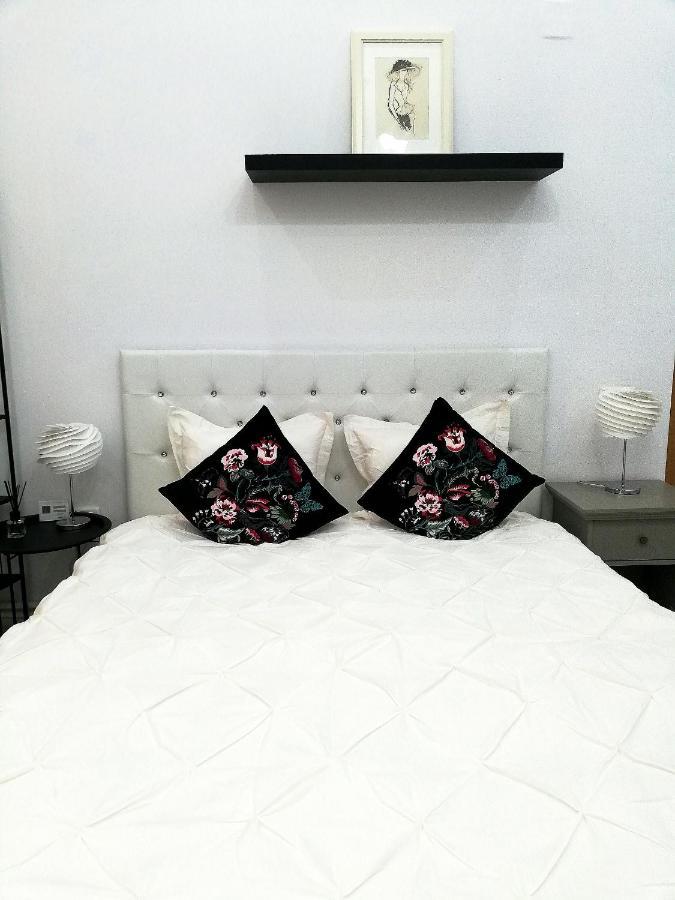 Ultracentral Studio For 4 บูคาเรสต์ ภายนอก รูปภาพ